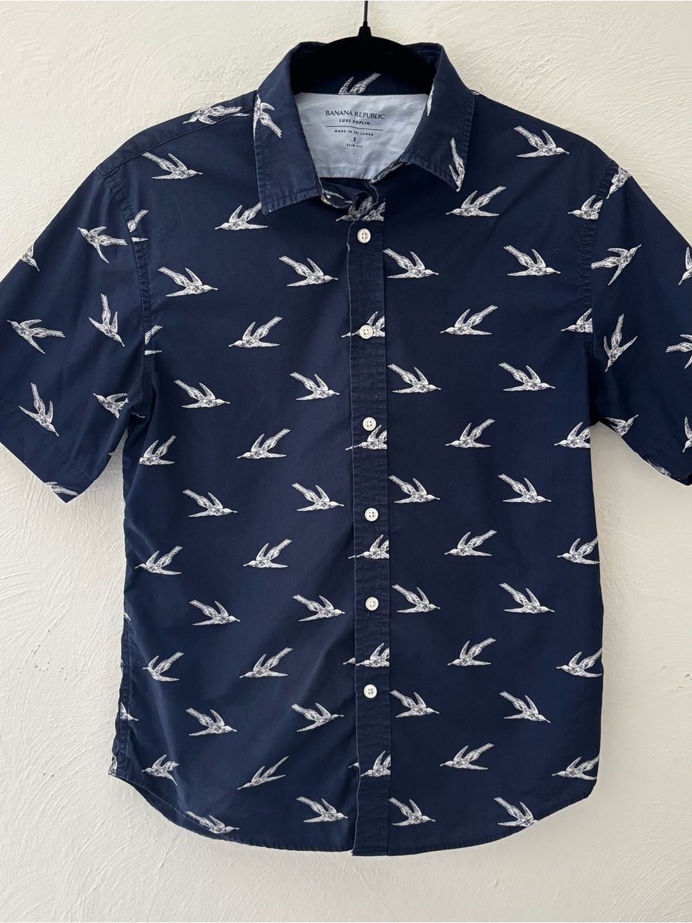 Banana Republic Luxe Poplin Men’s Short-Sleeve Bird Shirt Size S Preppy Nautical